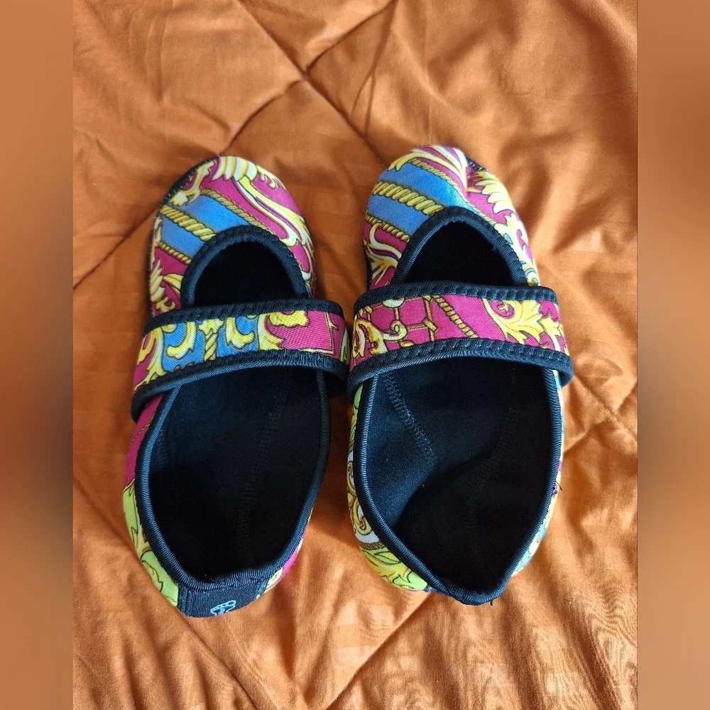 NUFOOT FLEXIBLE SLIP ON BALLET SHOES SIZE MEDIUM